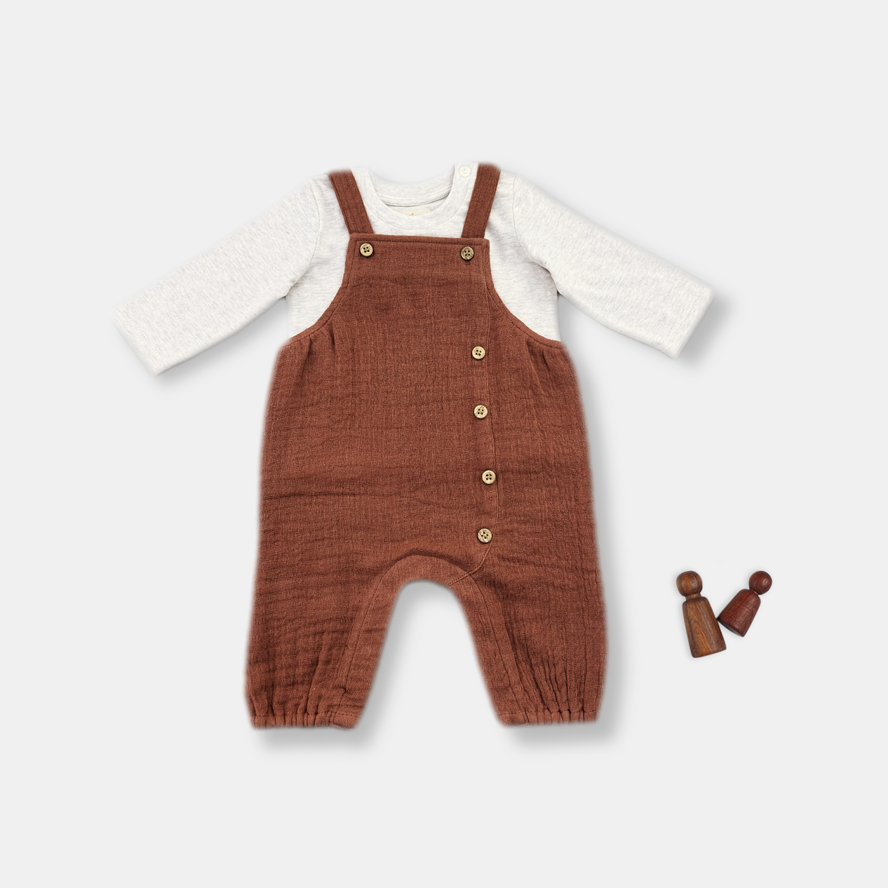 organic cotton dungaree and tee shirt for newborn occasion birthday 